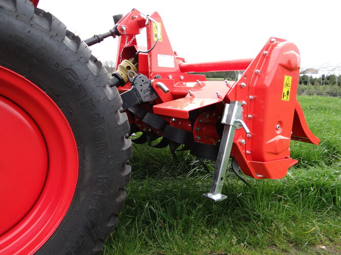 Grondfrees mini tractor