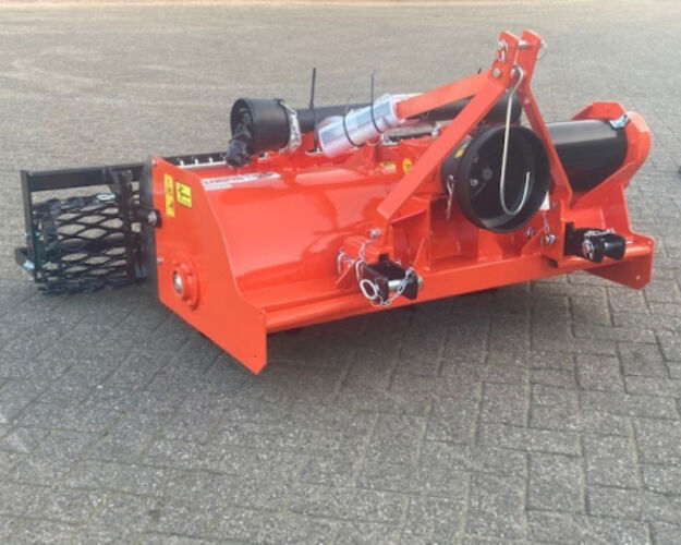 Overtopfrees mini tractor